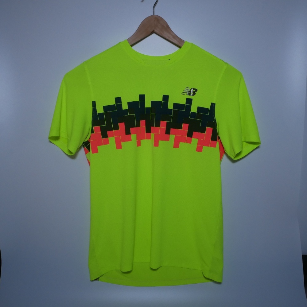 New Balance Dry Fit - Neon - Large